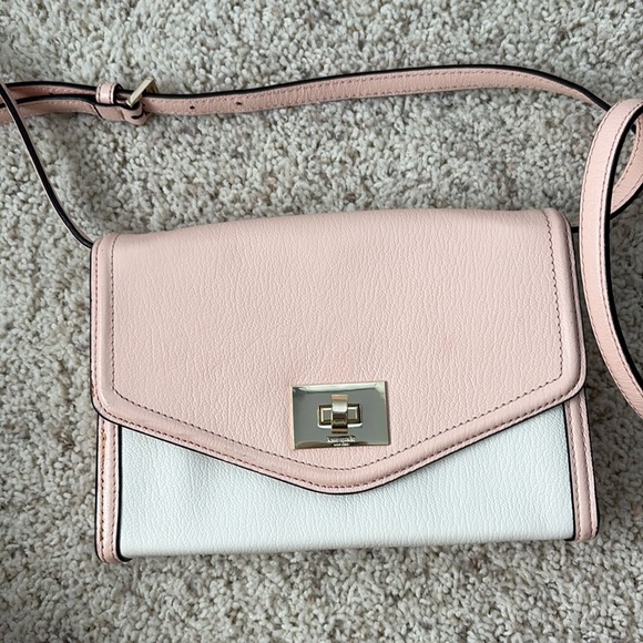 Kate Spade New York Walter Place Nikki Crossbody Bag Pink White - Picture 2 of 9